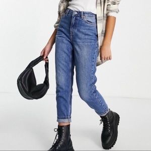 TOPSHOP High Waisted Tapered Leg  
Petite Mom Retro Jeans Size 6 28 NWT